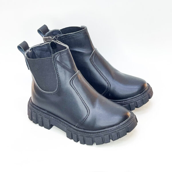 هاف أستك وسوسته أسود _ Half boots with elastic and zipper Black color