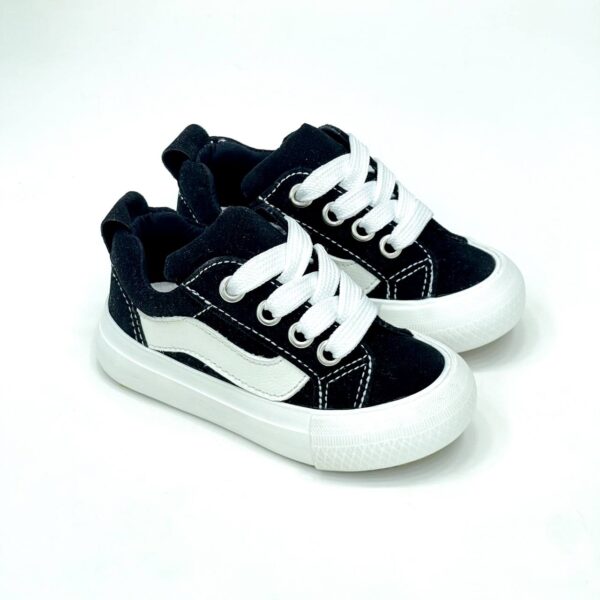 سنيكر عكاز أسود _ Sneakers Ajaz