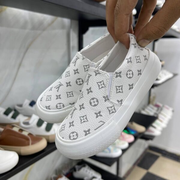 ⁦بانس LV أبيض _ Pance White LV⁩ - الصورة ⁦2⁩