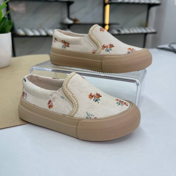 ⁦بانس ورد 401 بيج _ pance print floral⁩ - الصورة ⁦5⁩