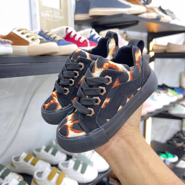 ⁦سنيكر عكاز تايجر أسود - Sneakers Ajaz⁩ - الصورة ⁦2⁩