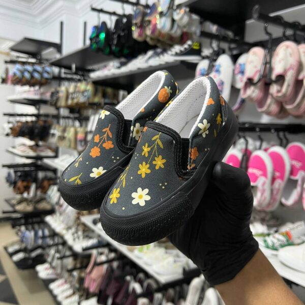 ⁦بانس ورد كود 200 اسود _ Vans Rose⁩ - الصورة ⁦3⁩