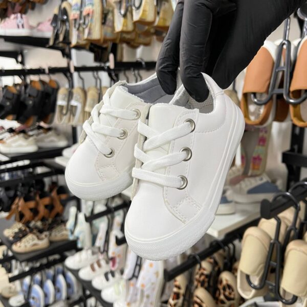 ⁦سنيكر Ta ابيض ساده _ Plain Sneakers 👟⁩ - الصورة ⁦3⁩