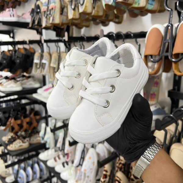 ⁦سنيكر Ta ابيض ساده _ Plain Sneakers 👟⁩ - الصورة ⁦2⁩