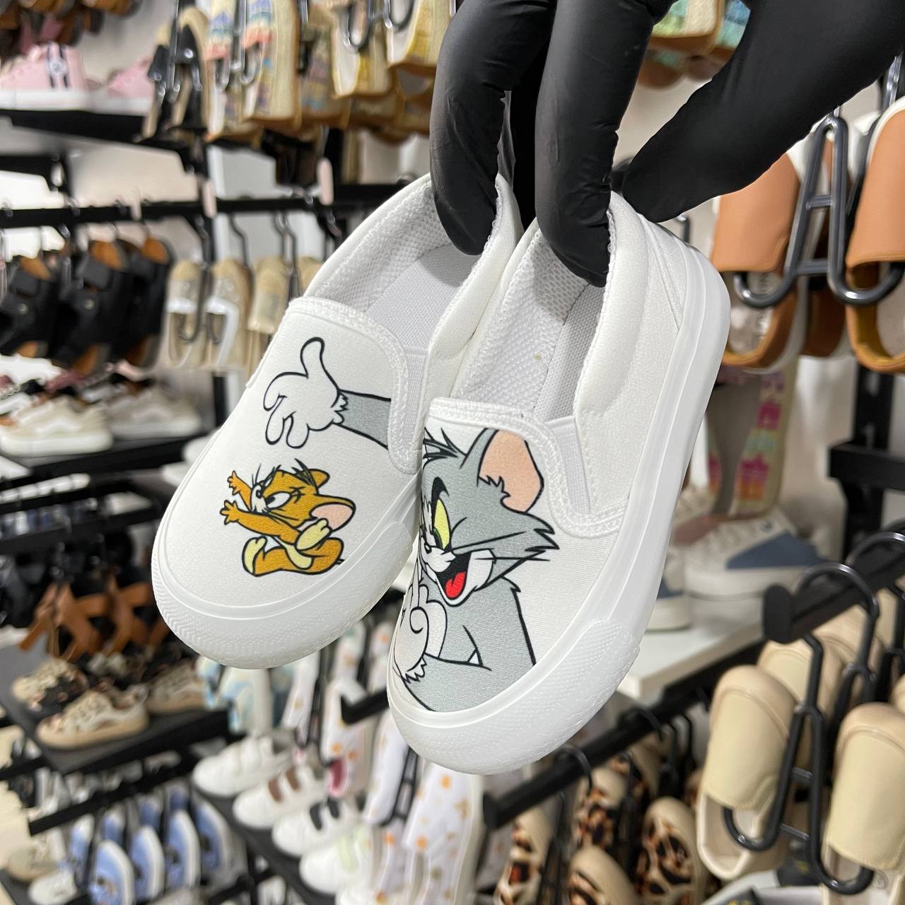 بانس توم وجيري ابيض _ Tom And Jerry Vans - الصورة 3