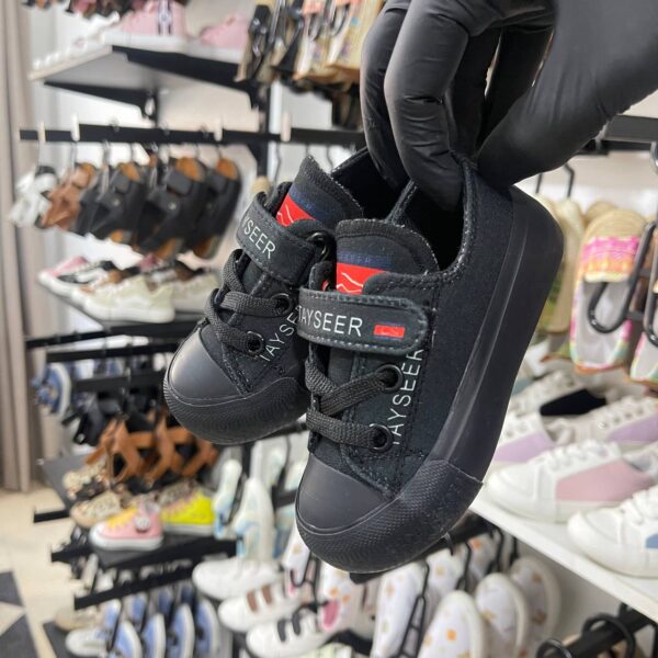 ⁦سنيكر Ta اسود B 1 برت  _  Plain Sneakers 👟⁩ - الصورة ⁦2⁩