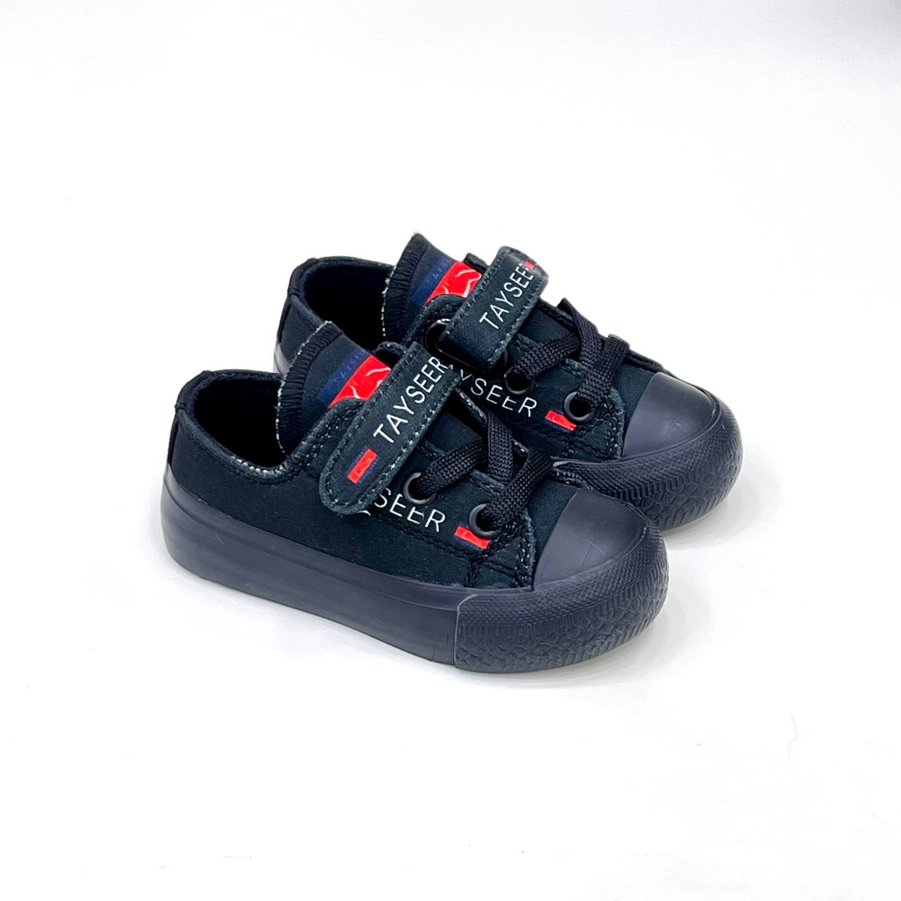 سنيكر Ta اسود B 1 برت  _  Plain Sneakers 👟