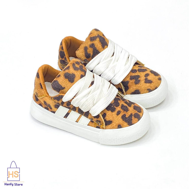 photo_5784941419091922322_y