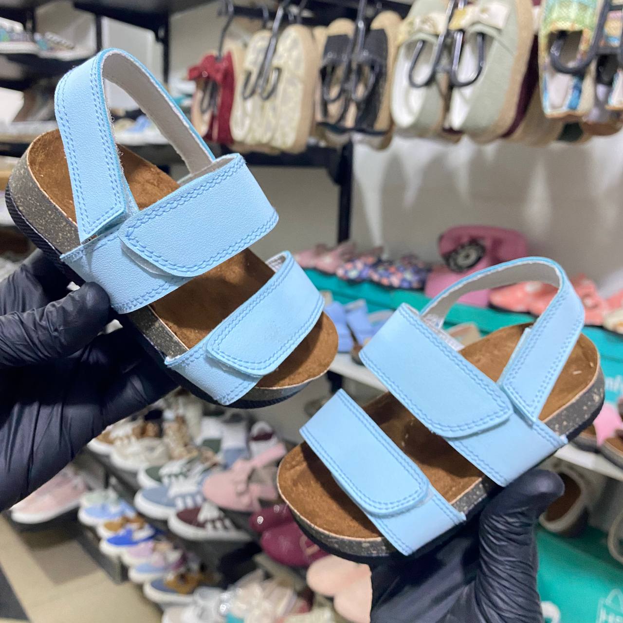 صندل تريو لبني فاتح (108) - Trio Light blue Sandal - الصورة 3