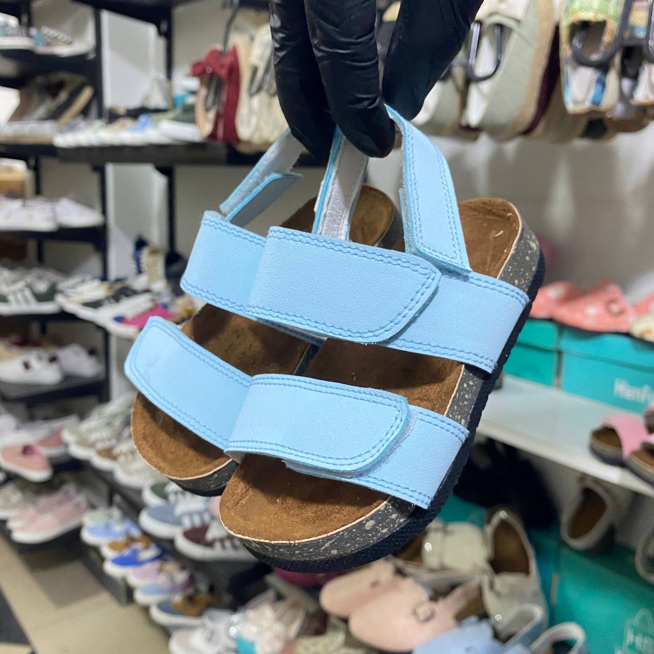 صندل تريو لبني فاتح (108) - Trio Light blue Sandal - الصورة 2